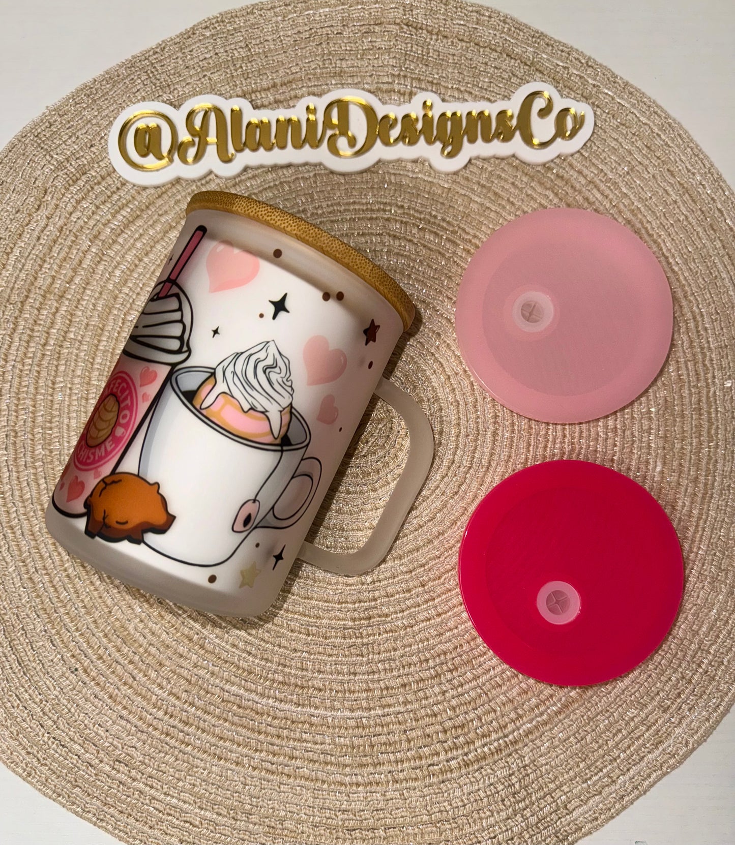 Cafecito Y Chisme Glass Mug