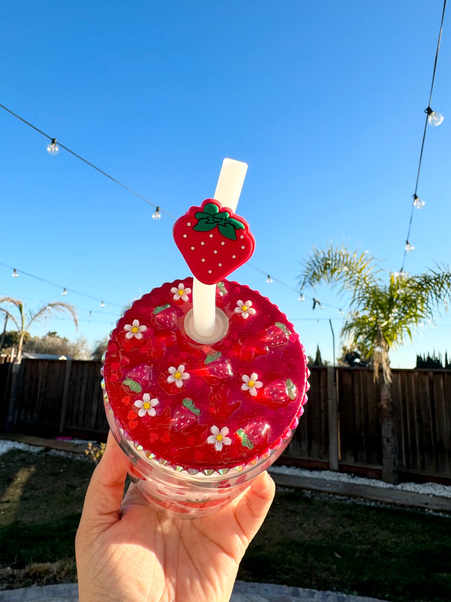 Strawberry Hearts - 16oz Glass Can